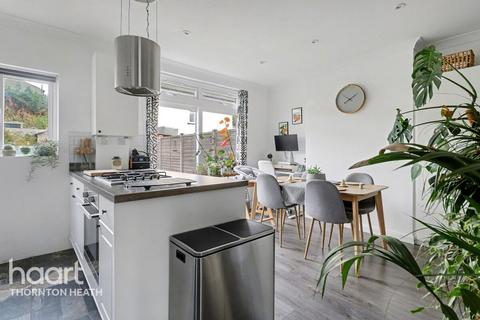 3 bedroom terraced house for sale, Chipstead Avenue, Thornton Heath