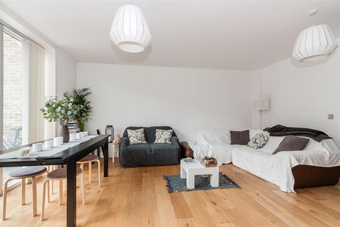 undefined, Arbor House | Narrowboat Avenue | TW8 | London