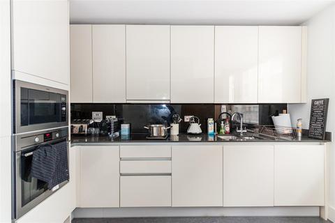 undefined, Arbor House | Narrowboat Avenue | TW8 | London