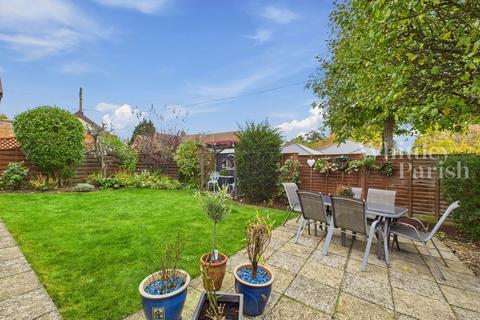 undefined, Manor Gardens, Diss