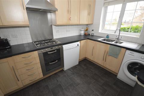 undefined, Tylers Mead, Luton, Bedfordshire, LU2