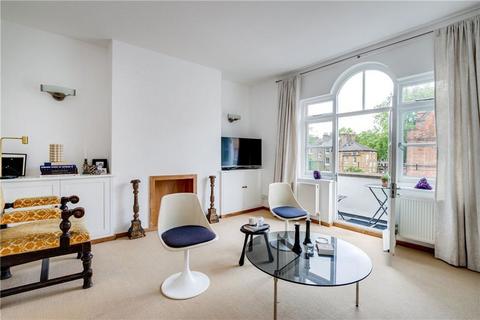 3 bedroom flat to rent, Stafford Mansions, London W14