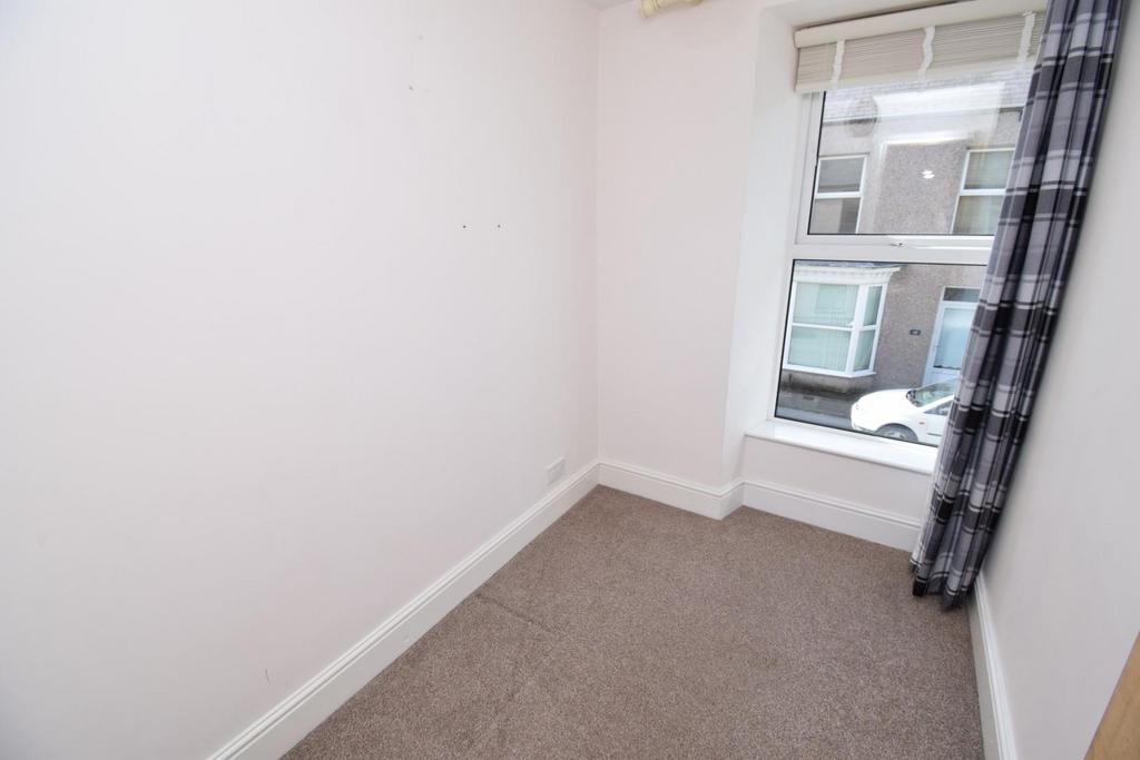 Bedroom 3.JPG