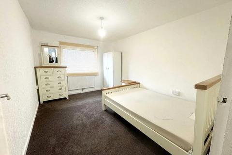undefined, Sycamore Close, London E16