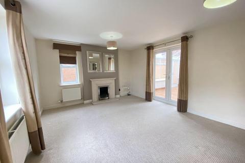 4 bedroom detached house to rent, Middlefield Close, Derby DE22