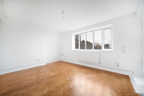 3 bedroom flat for sale, Thoresby House Stoke Newington Church Street, N16