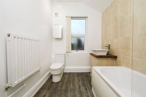 undefined, Calton Avenue, Liverpool, Merseyside, L18