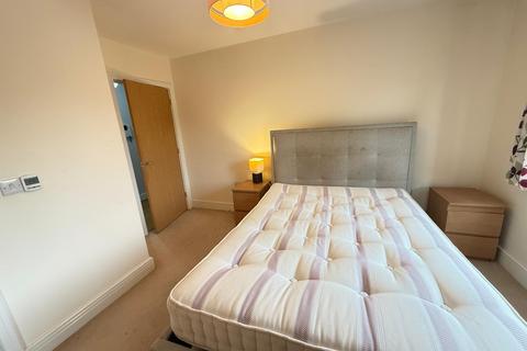 3 bedroom terraced house to rent, Sipson Road, West Drayton UB7