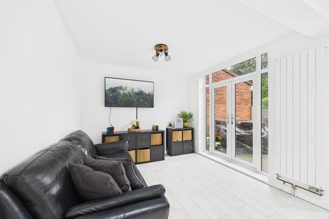 3 bedroom semi-detached house for sale, Kenpas Highway, Coventry CV3