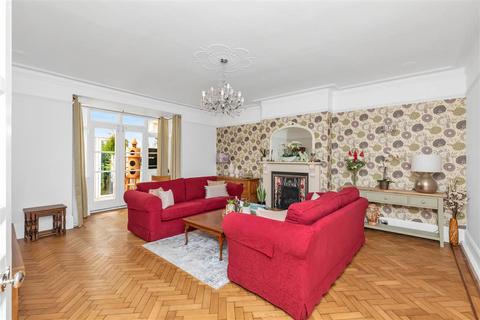 5 bedroom semi-detached house for sale, Bromley Common, BR2