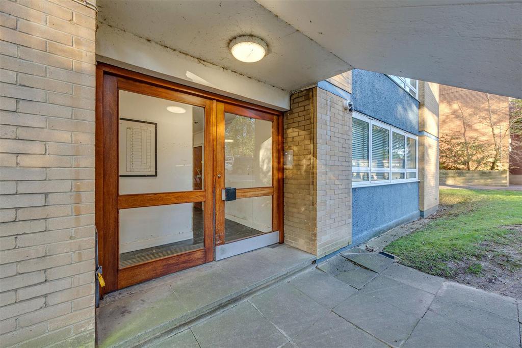 Building enterance.jpg