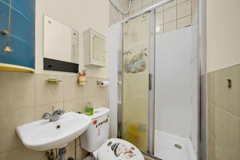 undefined, Barking Road, London, E13