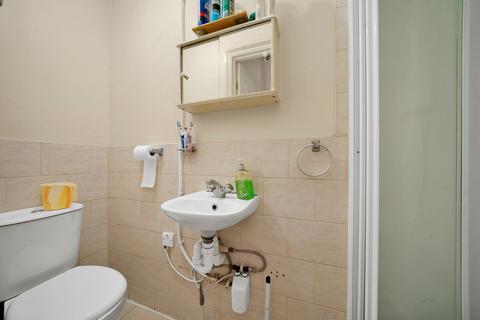 undefined, Barking Road, London, E13