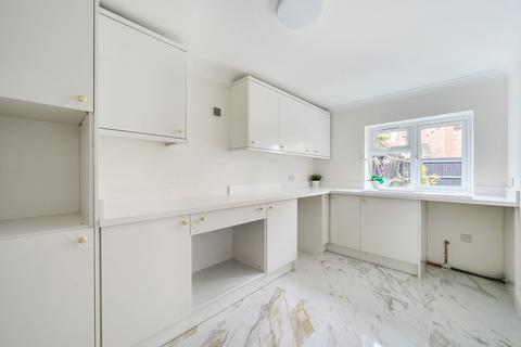 undefined, Hither Farm Road, London