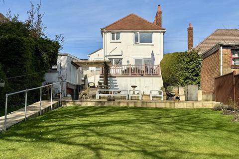 Evering Avenue, Poole, BH12