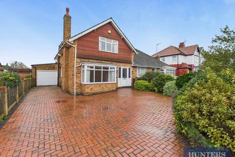 2 bedroom semi-detached house for sale, Muston Road, Filey
