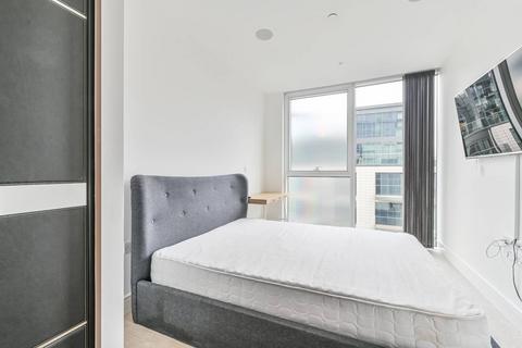 3 bedroom flat to rent, Battersea Reach, SW18, Battersea, London, SW18