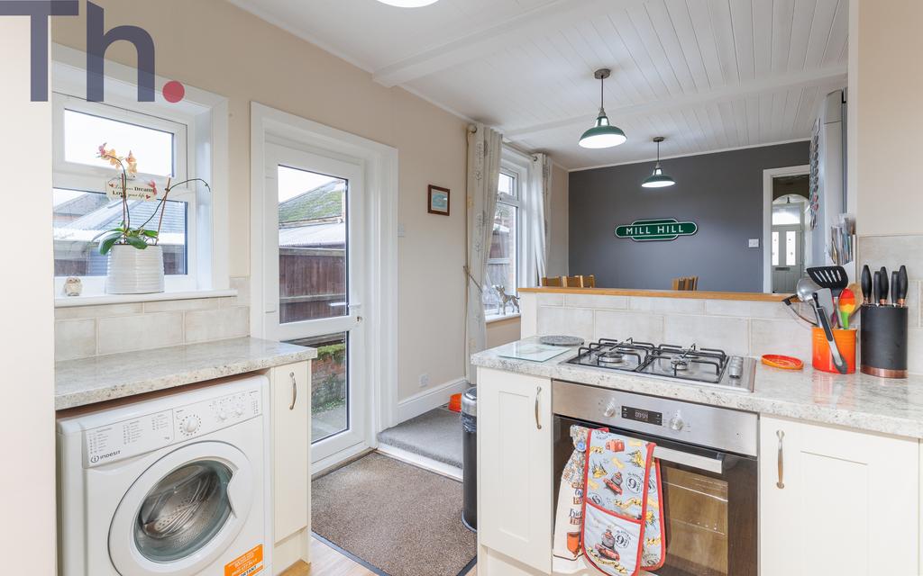 Kitchen & Dining Room