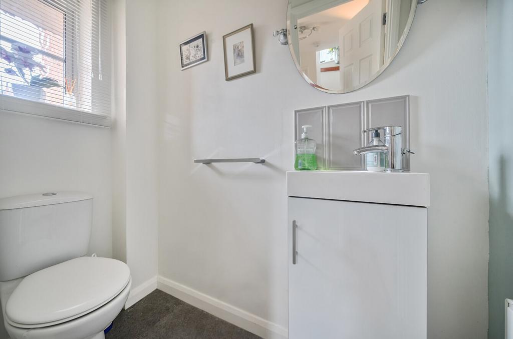 1383293 9 6924572...