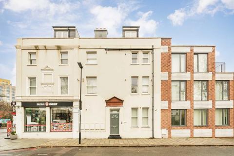 undefined, Stile Hall Parade, London W4