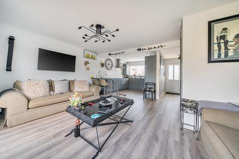 3 bedroom semi-detached house for sale, The Drove Way, Gravesend, DA13