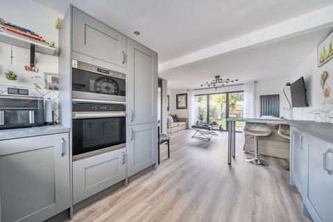 3 bedroom semi-detached house for sale, The Drove Way, Gravesend, DA13