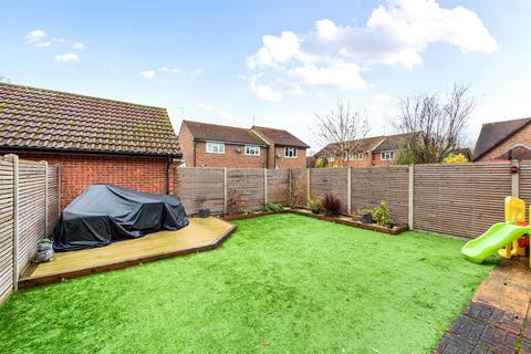 undefined, Baywood Close, Hampshire GU14