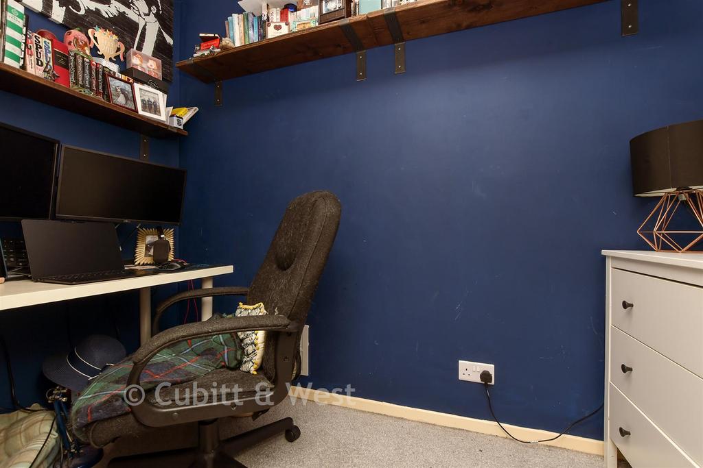 Walk-In Wardrobe
