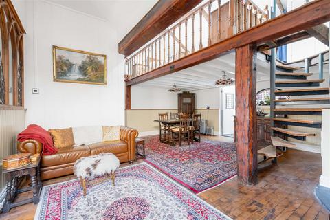 undefined, Michaelstow