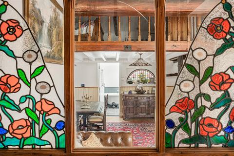 undefined, Michaelstow