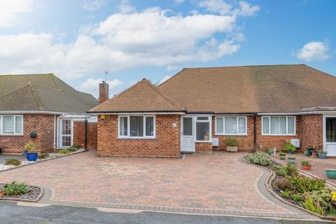 3 bedroom semi-detached bungalow for sale, Oberon Drive, Shirley, B90