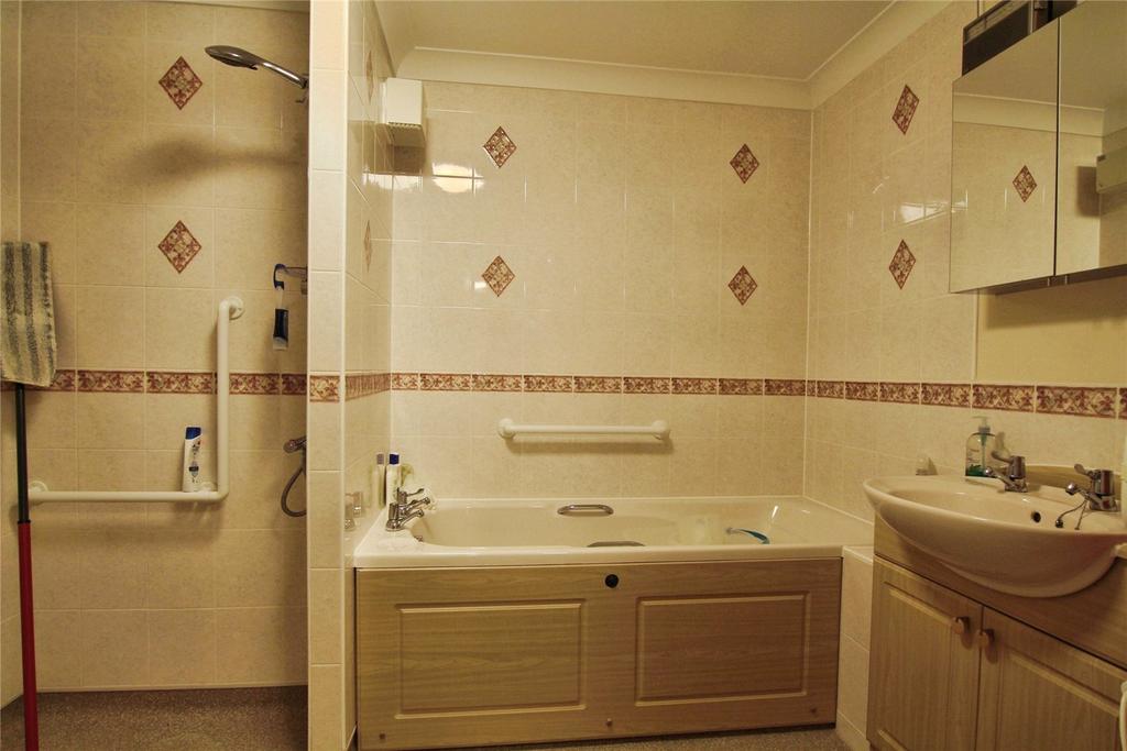 Bath/Wet Room