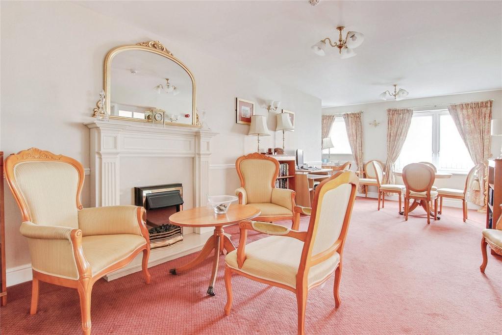 Communal Lounge
