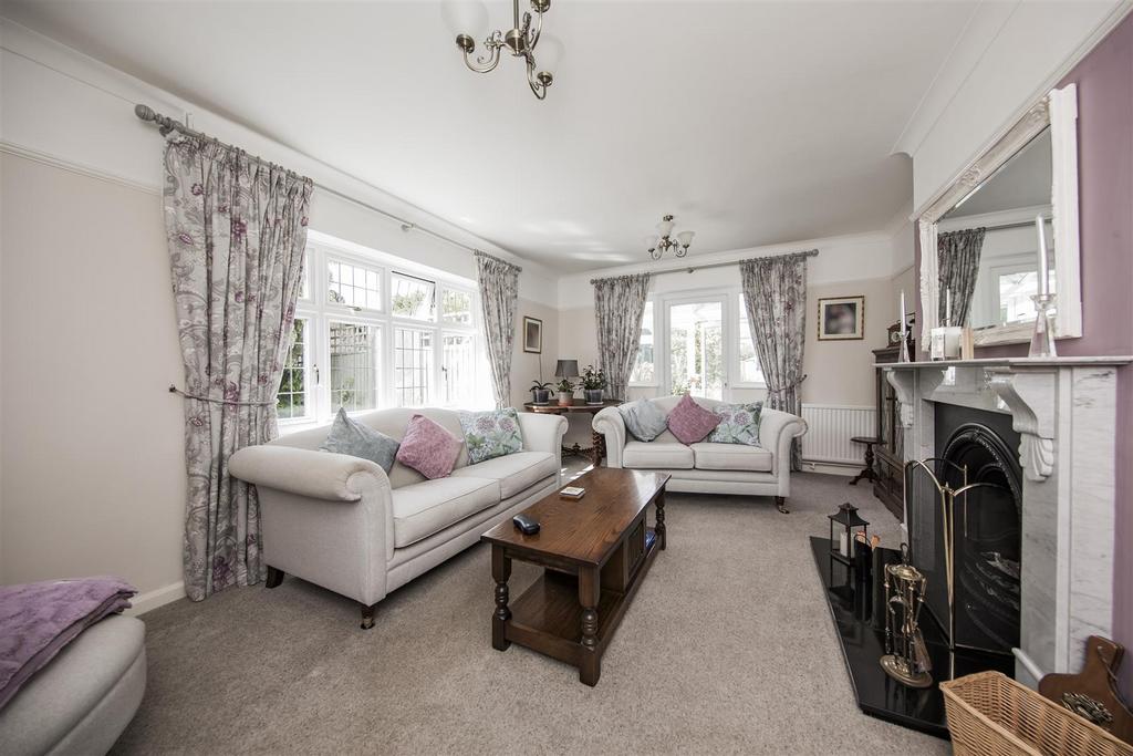Cosy Lounge