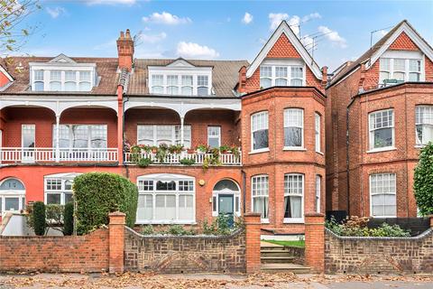 Queens Avenue, London, N10