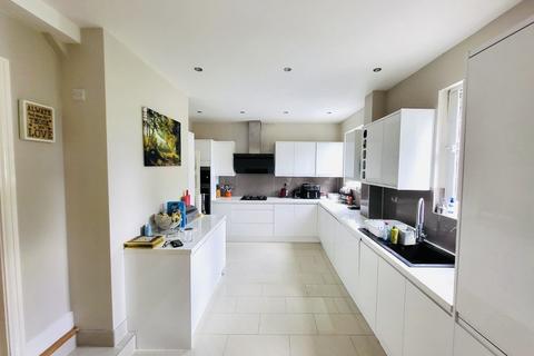 5 bedroom semi-detached house for sale, Mill Ridge, Edgware HA8