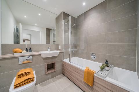 undefined, 4 Woodlands Avenue, Acton W3