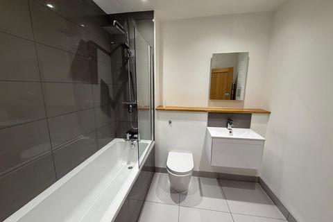 2 bedroom apartment to rent, Flat , Seren House a High Street, Strood, Rochester