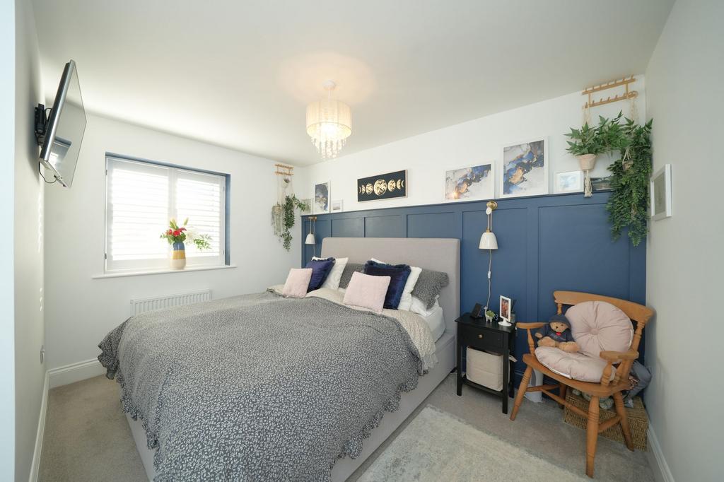 Main Bedroom