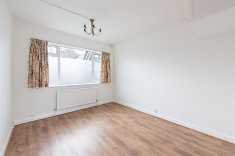 undefined, Dorchester Court, London N14