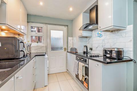 3 bedroom terraced house for sale, Birch Gardens, Sandbach CW11