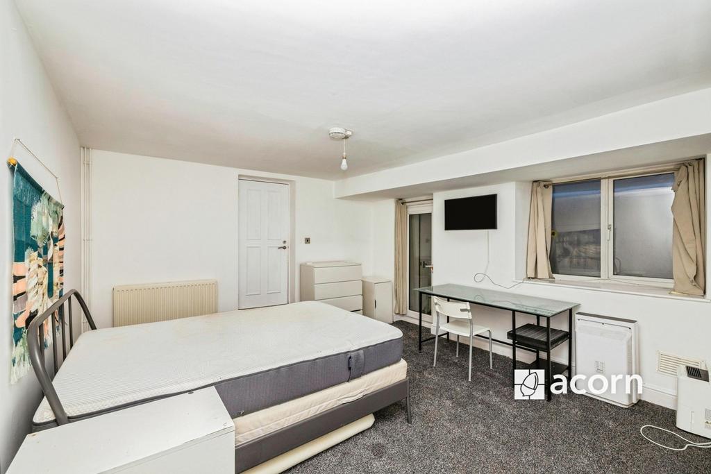 Bedroom 3 (3)