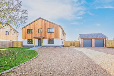 undefined, Impressive Detached Home in the Heart of the Countryside, Stow Bedon