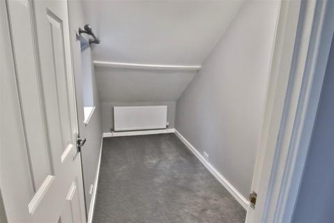 2 bedroom end of terrace house to rent, Redwood Court, Northway, Tewkesbury