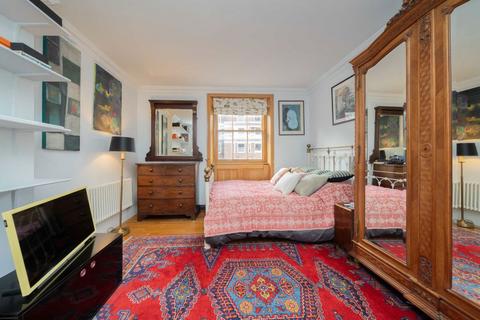 2 bedroom flat to rent, St. Georges Square, London SW1V