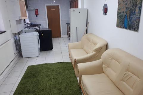 undefined, 1X Double Rooms Available, Warwick Road, Sparkhill, B11l