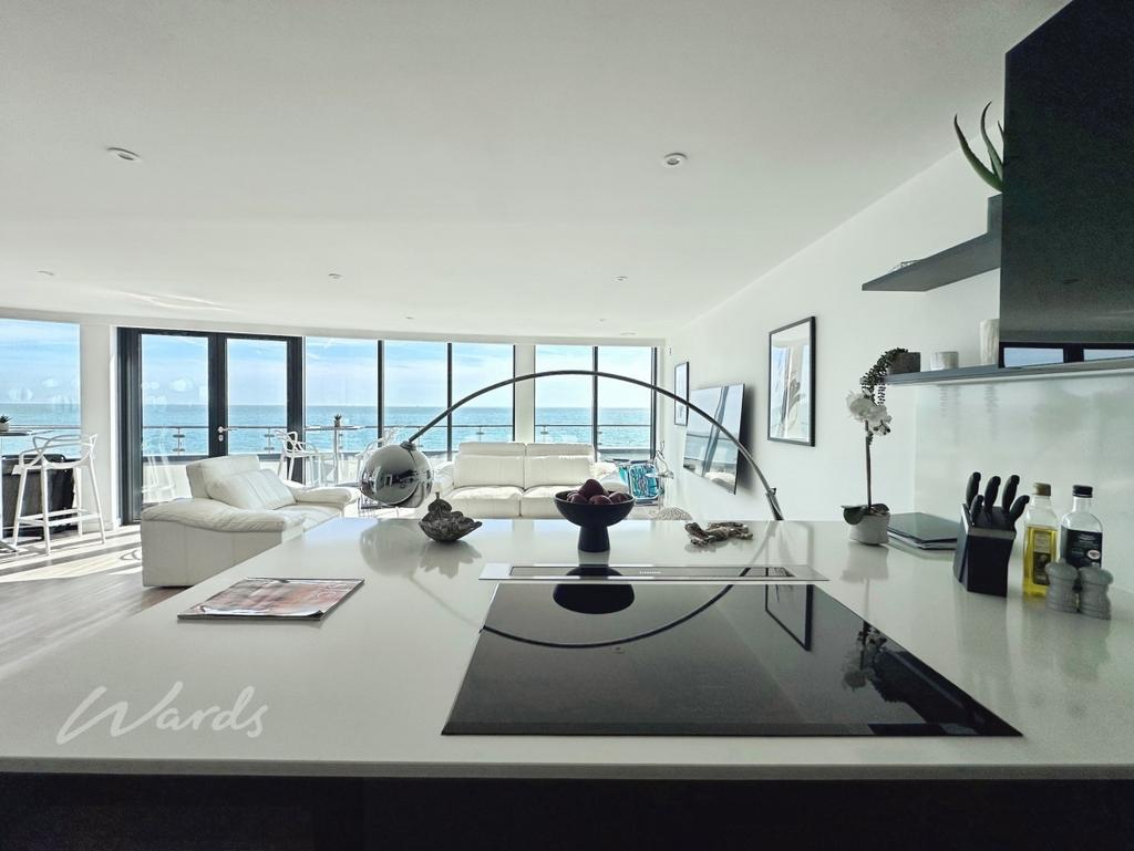 Beach 10 kitchen ...