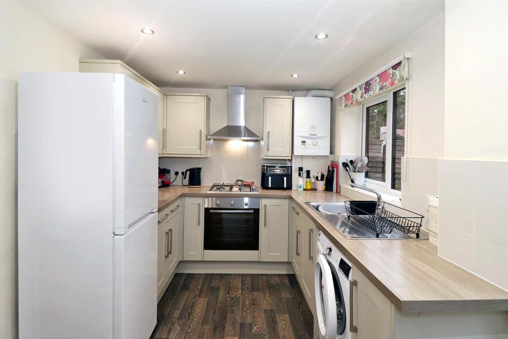 Fitted Kitchen