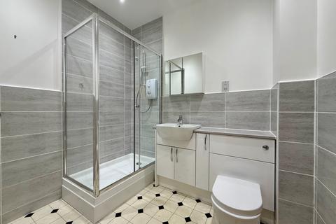 2 bedroom flat for sale, Spencers Wood, Bromley Cross, Bolton, BL7