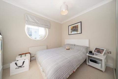 undefined, Bridge Wharf, Chertsey KT16